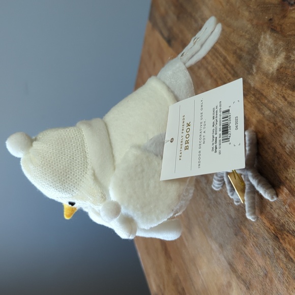 2023 Featherly Friends Brook - Picture 3 of 4